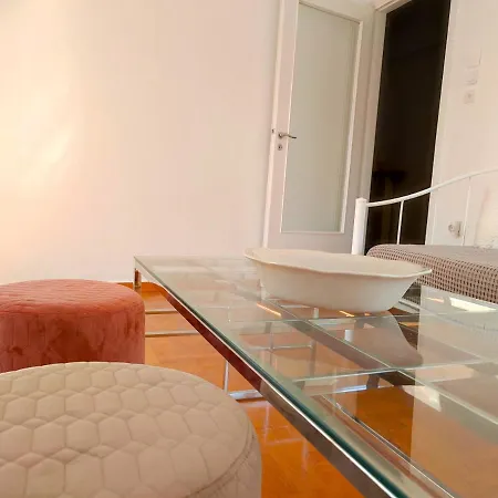 Apartment Vironos Extra Bright - Front Park And Monastery *